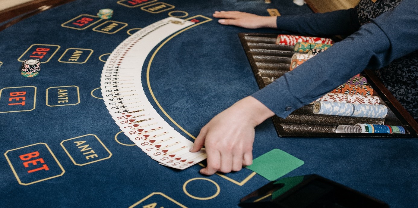 Proč někteří lidé téměř vždy vydělávají peníze pomocí kasino
